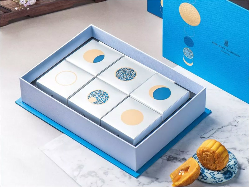 富力麗思卡爾頓酒店月餅包裝設(shè)計，簡潔清新風(fēng)，別具一格