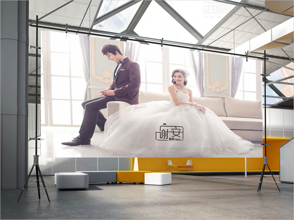 北京謝安攝影有限公司標(biāo)志設(shè)計應(yīng)用效果之二