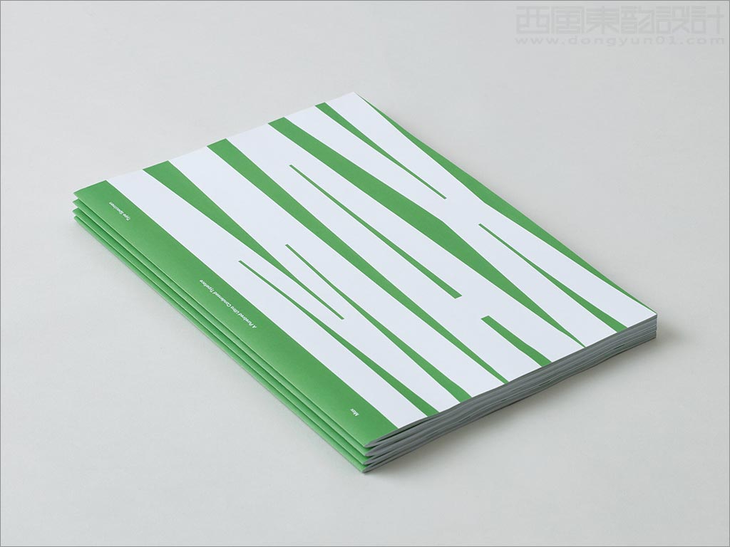 新西蘭déjà狗糧產(chǎn)品手冊封面設(shè)計